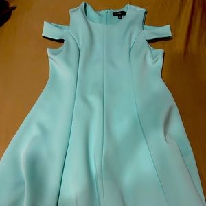 Mint green beautiful detail !